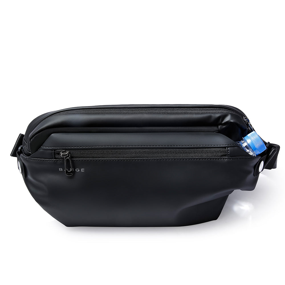 7532-HAZ.Bag.000- Waterproof ChestBag